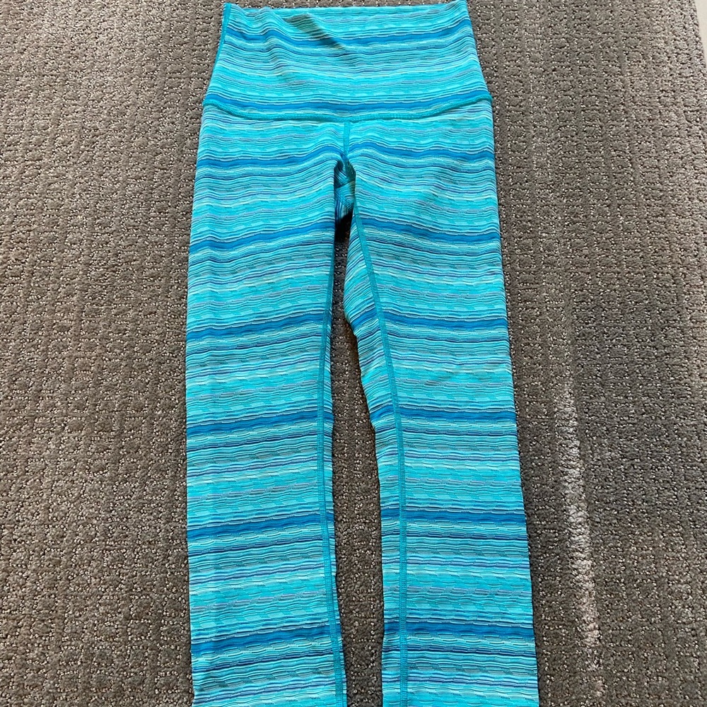 Lululemon leggings in excellent condition